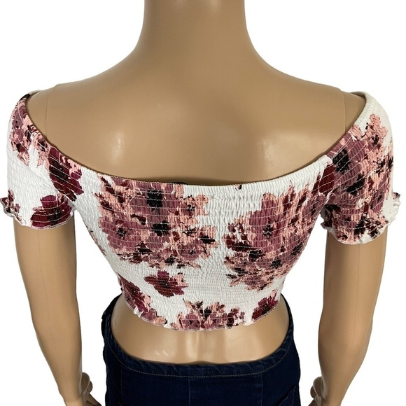 CHARLOTTE Russe Stretchy off the shoulder Floral crop top size XS - Picture 5 of 9